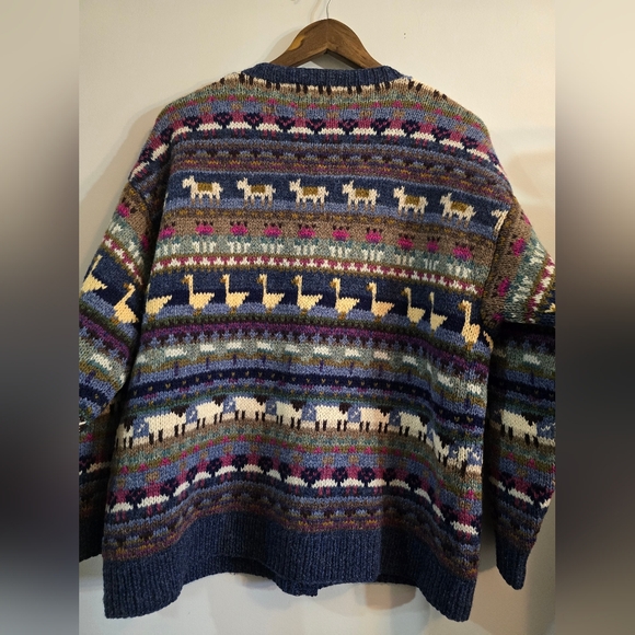LL Bean Vintage farm animals cardigan - Picture 4 of 6